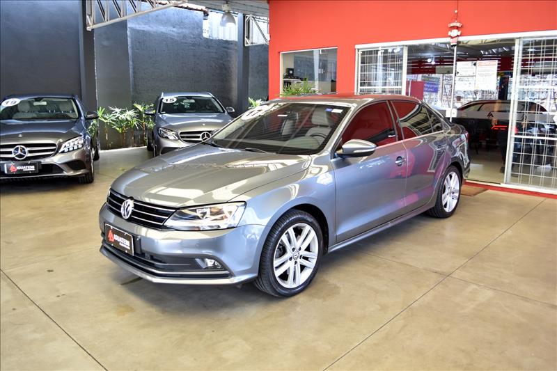 VOLKSWAGEN JETTA 2.0 TSI Highline 211cv-9 - Loja de Veículos - 0