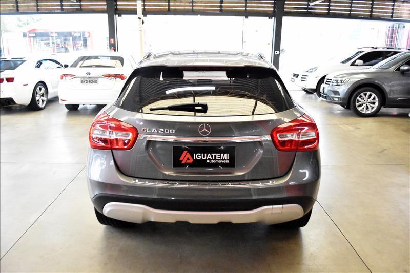 MERCEDES-BENZ GLA 200 1.6 CGI Style 7g-dct-12 - Loja de Veículos - 0