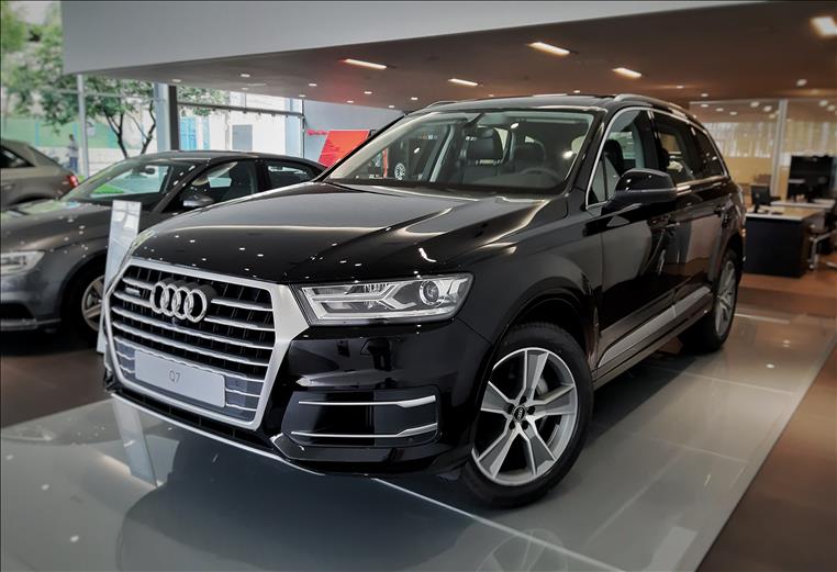 AUDI Q7 3.0 TDI V6 24V Performance