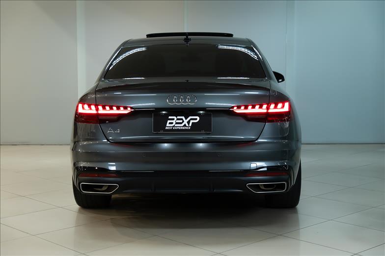 Audi-A4-2.0 TFSI S Line S Tronic