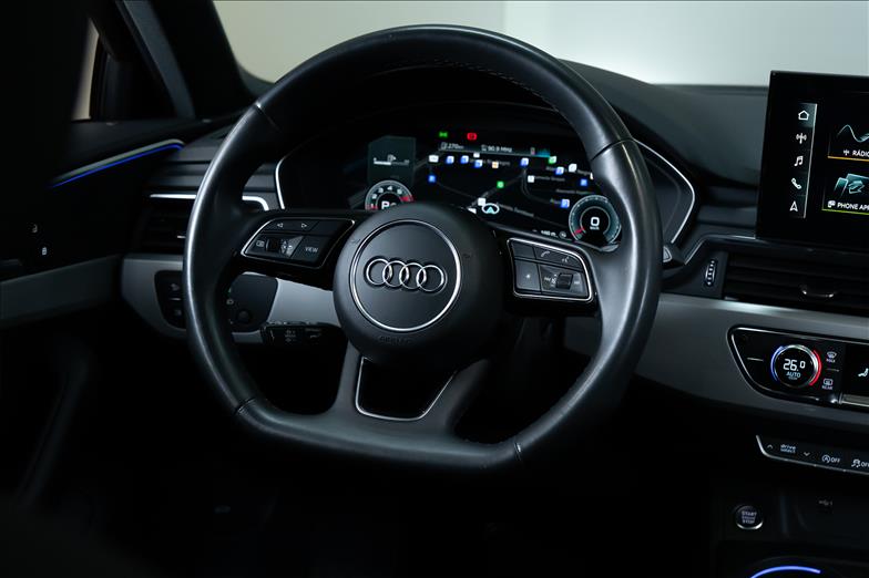 Audi-A4-2.0 TFSI S Line S Tronic