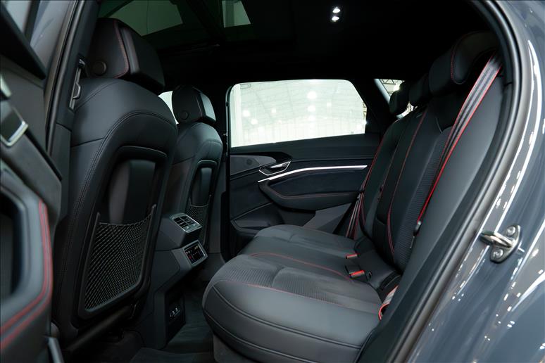 Audi-Q8 E-TRON-55 Launch Edition Quattro