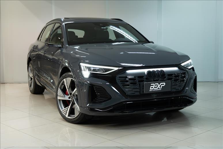 Audi-Q8 E-TRON-55 Launch Edition Quattro