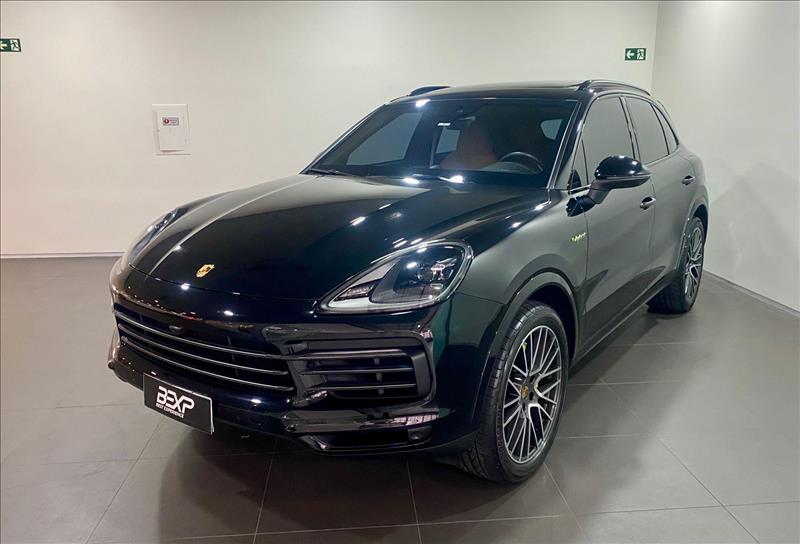 3.0 V6 E-hybrid AWD S