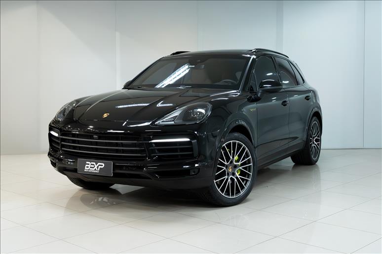 3.0 V6 E-hybrid AWD S