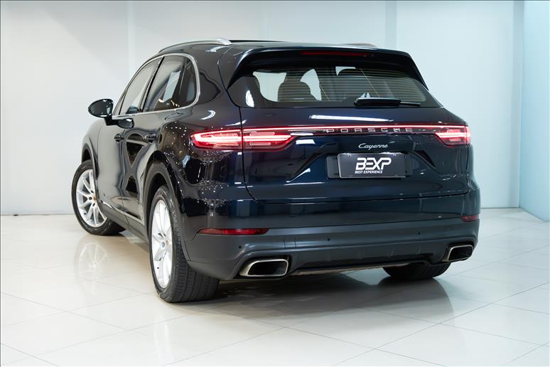 Porsche-CAYENNE-3.0 V6 Turbo 4WD