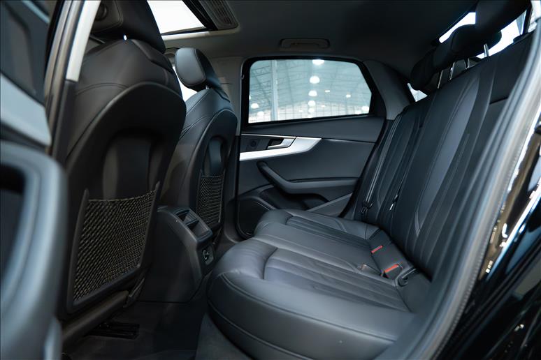 Audi-A4-2.0 TFSI Limited Edition S Tronic