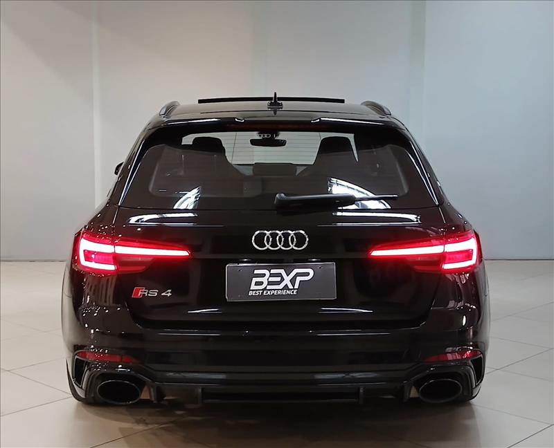 Audi-RS4-2.9 V6 FSI Avant Quattro