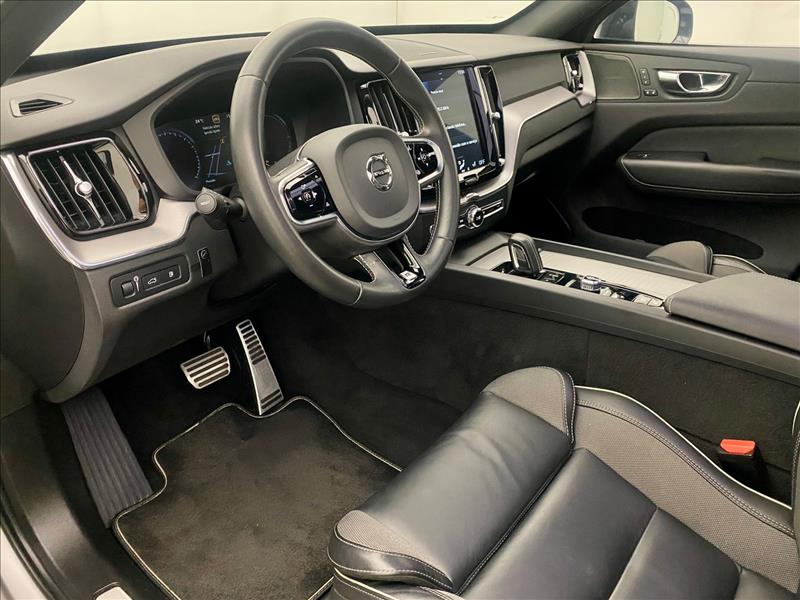 Volvo-XC60-2.0 T8 Hybrid R-design AWD Geartronic