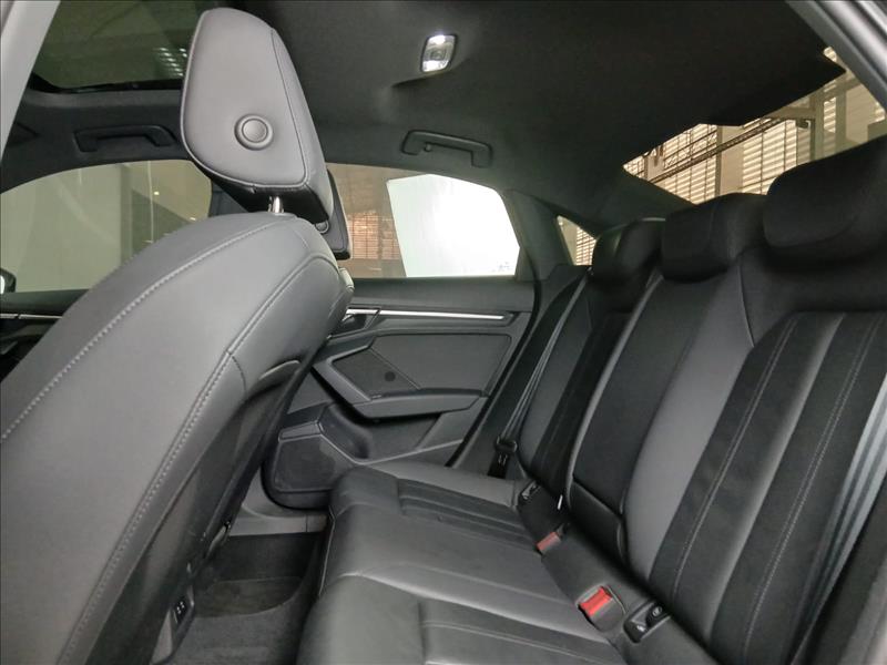 Audi-A3-2.0 40 TFSI Mhev Sedan S Line