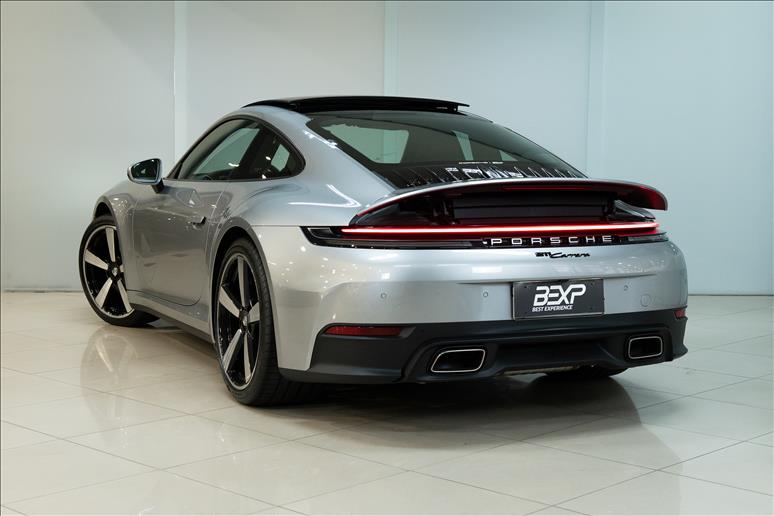 Porsche-911-3.0 24V H6 Carrera