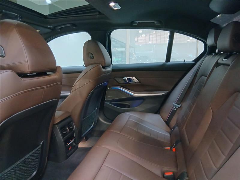 BMW-320I-2.0 16V Turbo M Sport