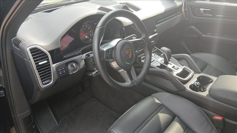 Porsche-CAYENNE-3.0 V6 E-hybrid AWD S
