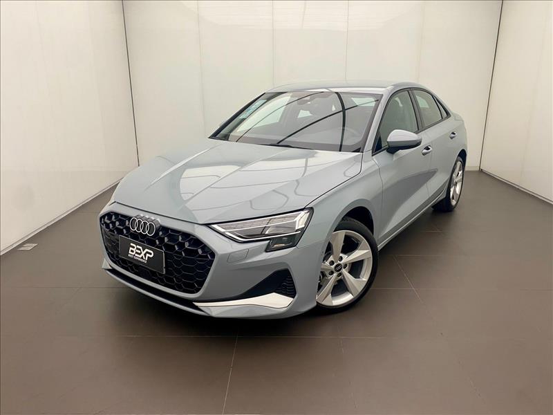 2.0 TFSI Sedan Advanced