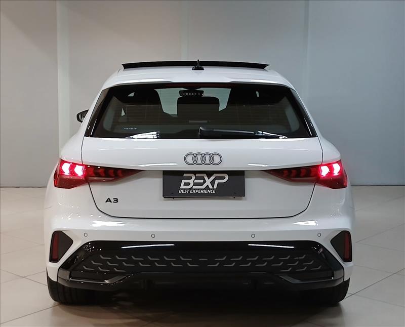 Audi-A3-2.0 40 TFSI Sportback Performance