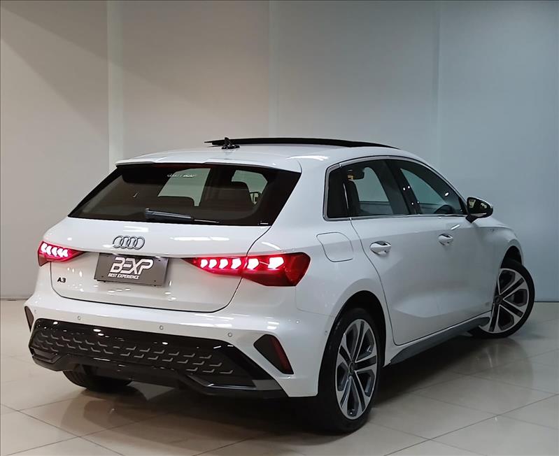 Audi-A3-2.0 40 TFSI Sportback Performance