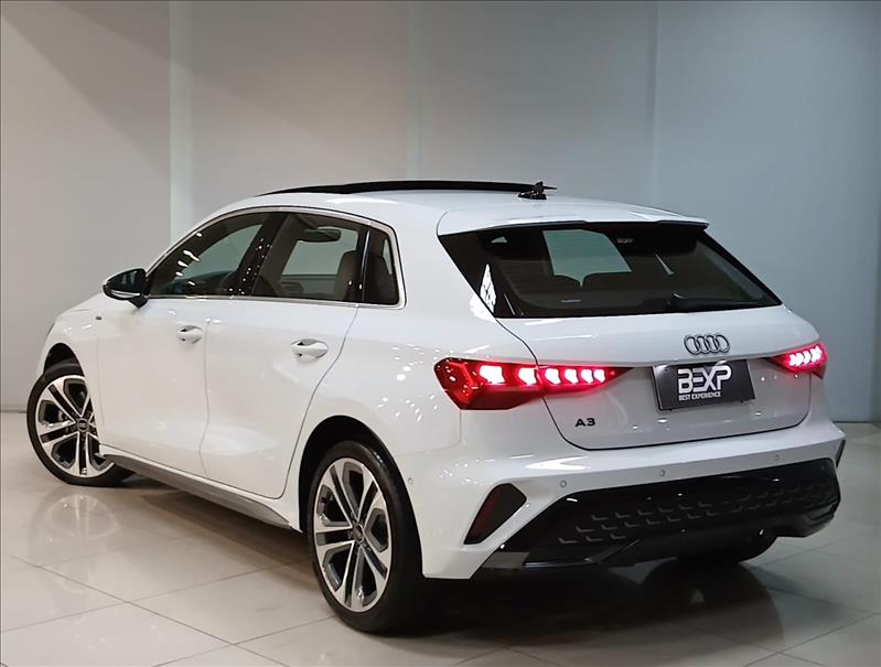 Audi-A3-2.0 40 TFSI Sportback Performance