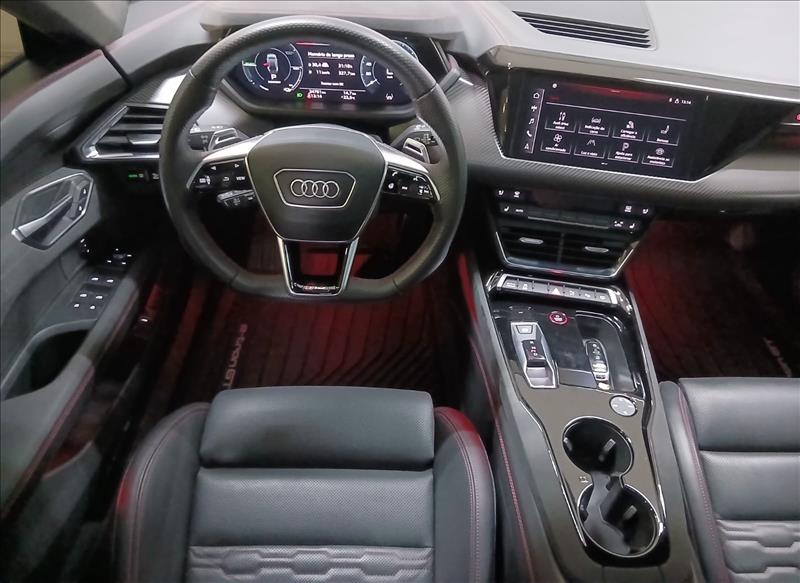 Audi-RS E-TRON GT-Quattro
