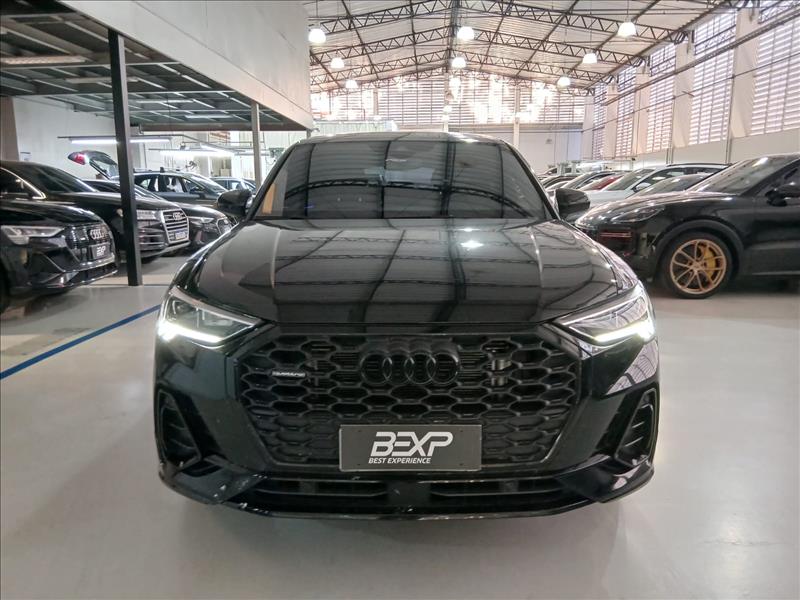 Audi-Q3-2.0 40 TFSI Sportback Performance Black Plus Quattro