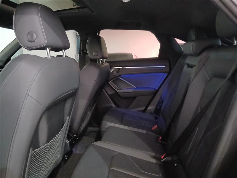 Audi-Q3-2.0 40 TFSI Sportback Performance Black Plus Quattro