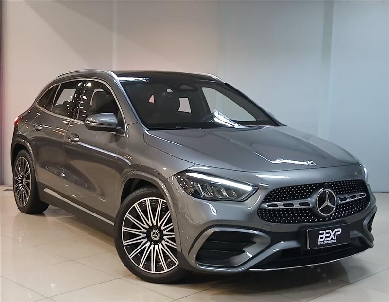 MERCEDES BENZ-GLA 200-1.3 Mhev AMG Line 7g-dct