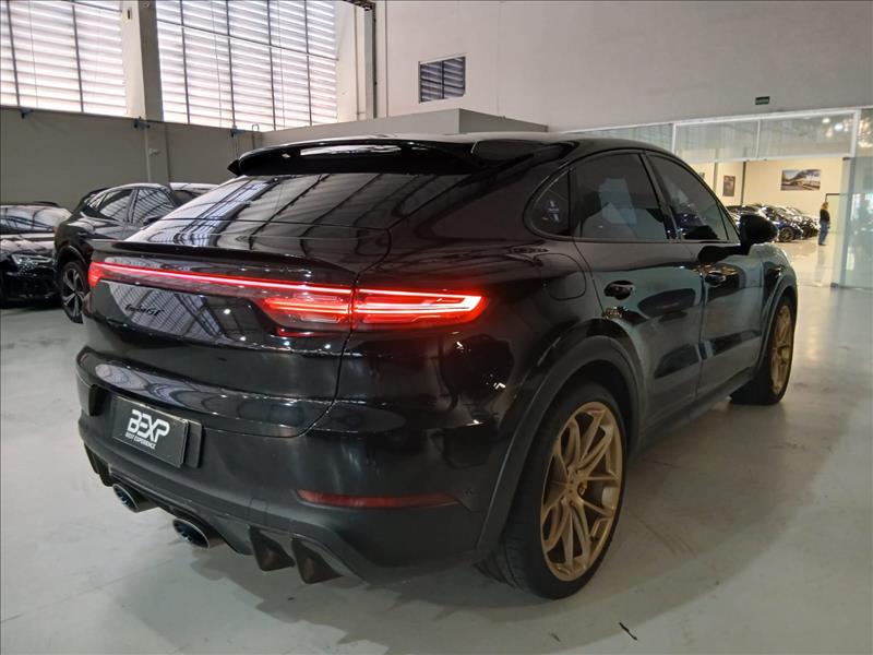 Porsche-CAYENNE-4.0 V8 Turbo GT Coupé AWD S