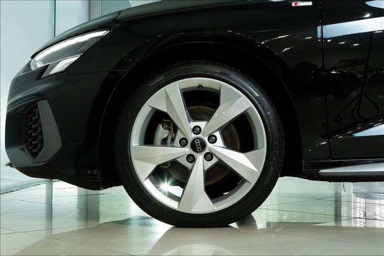 Audi-A3-2.0 40 TFSI Mhev Sedan S Line