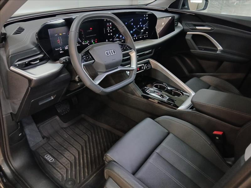 Audi-Q5-2.0 TFSI S Line Quattro S Tronic