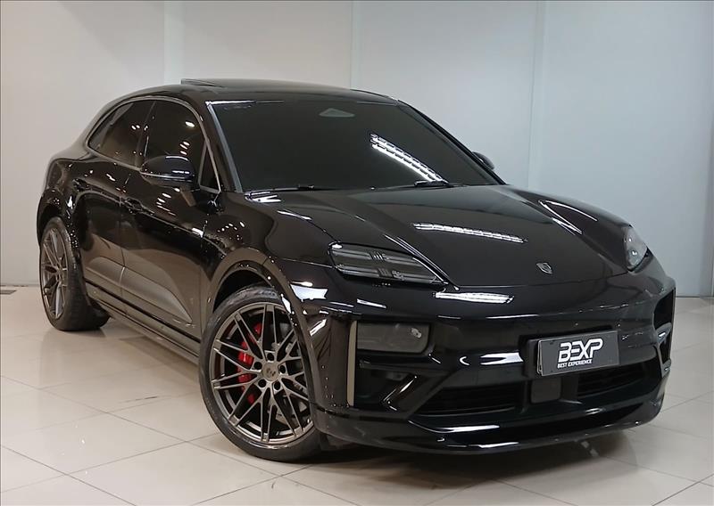 Porsche-MACAN-Turbo