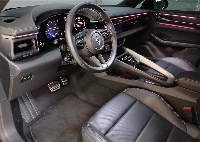 Porsche-MACAN-Turbo
