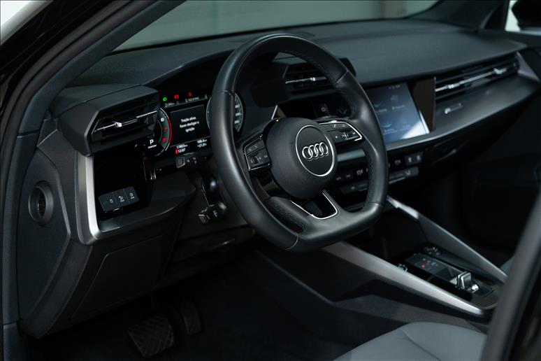 Audi-A3-2.0 40 TFSI Mhev Sportback S Line