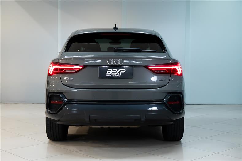 Audi-Q3-2.0 40 TFSI Sportback Performance Quattro
