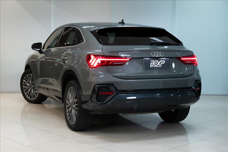 Audi-Q3-2.0 40 TFSI Sportback Performance Quattro