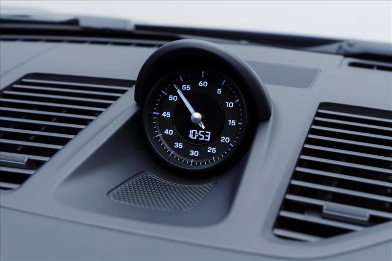 Porsche-911-3.0 24V H6 Carrera T