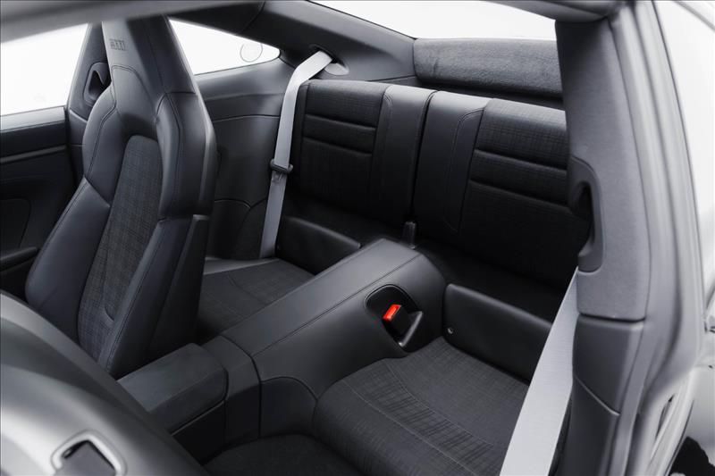 Porsche-911-3.0 24V H6 Carrera T