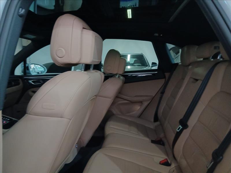 Porsche-MACAN-2.9 V6 Biturbo S