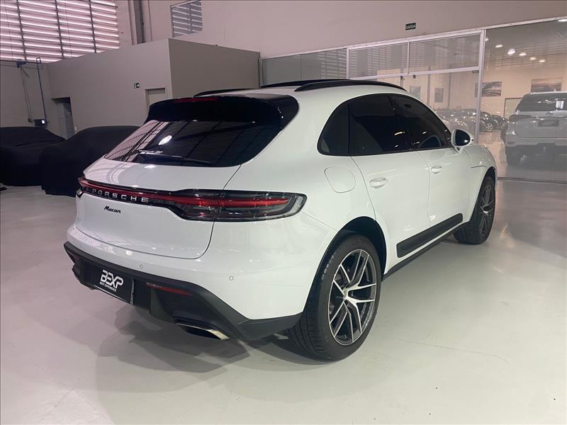 Porsche-MACAN-2.0 Turbo