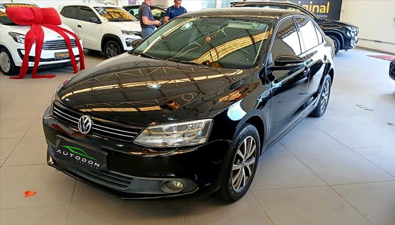 VOLKSWAGEN JETTA 2.0 Comfortline