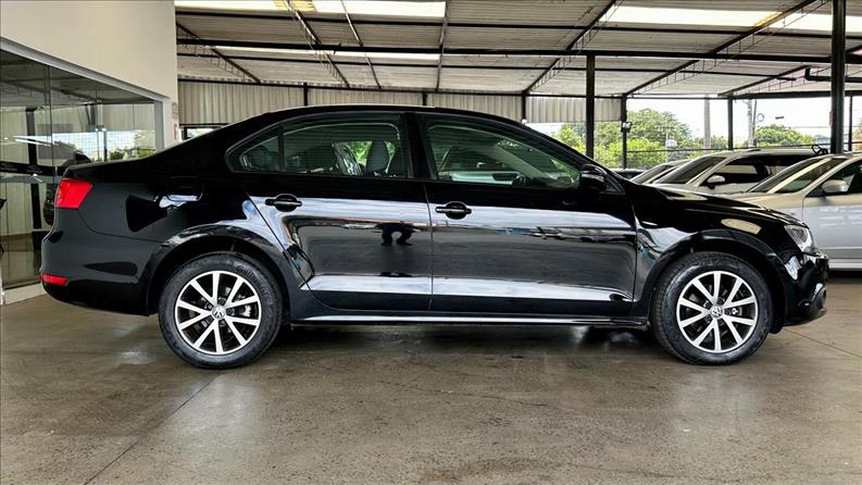 VOLKSWAGEN JETTA 2.0 Comfortline VOLKSWAGEN JETTA 2.0 Comfortline