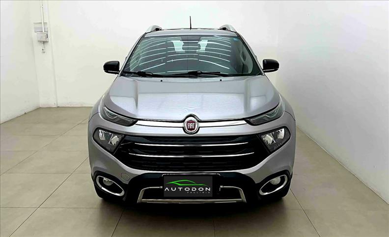 FIAT TORO 2.0 16V Turbo Volcano 4WD AT9