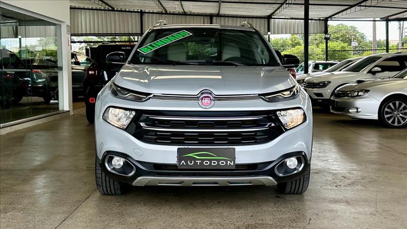 FIAT TORO 2.0 16V Turbo Volcano 4WD AT9