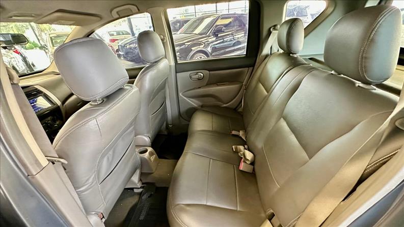 NISSAN LIVINA 1.8 SL 16V