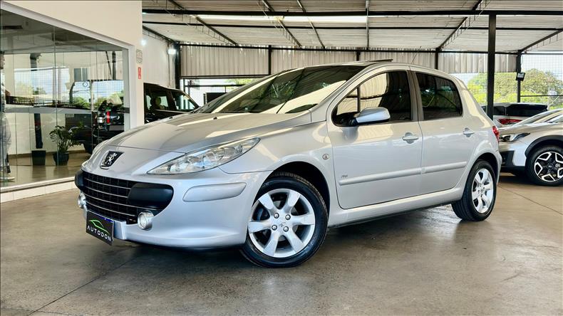 PEUGEOT 307 1.6 Presence Pack 16V PEUGEOT 307 1.6 Presence Pack 16V