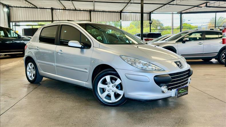 PEUGEOT 307 1.6 Presence Pack 16V PEUGEOT 307 1.6 Presence Pack 16V