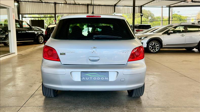 PEUGEOT 307 1.6 Presence Pack 16V PEUGEOT 307 1.6 Presence Pack 16V