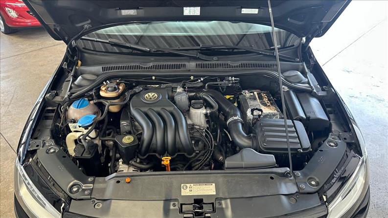 VOLKSWAGEN JETTA 2.0 Comfortline 120cv