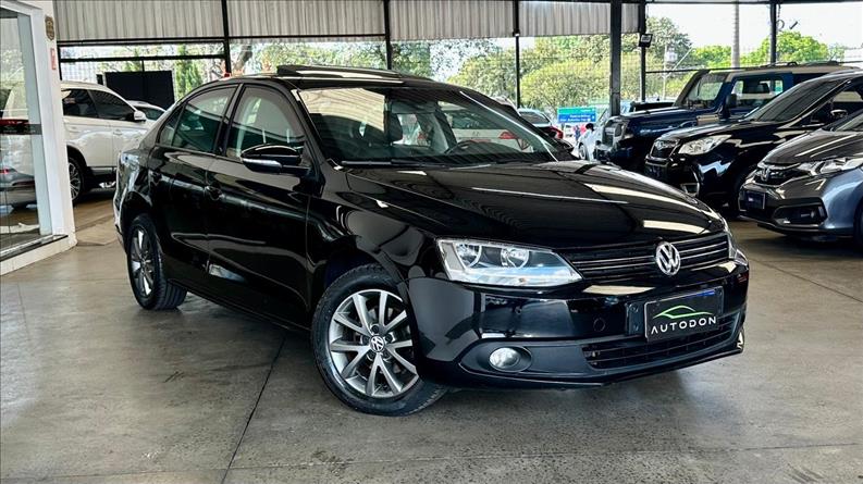 Volkswagen Jetta 2.0 - foto 2