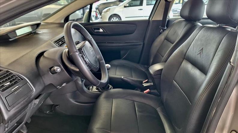 CITROËN C4 2.0 GLX Pallas 16V CITROËN C4 2.0 GLX Pallas 16V