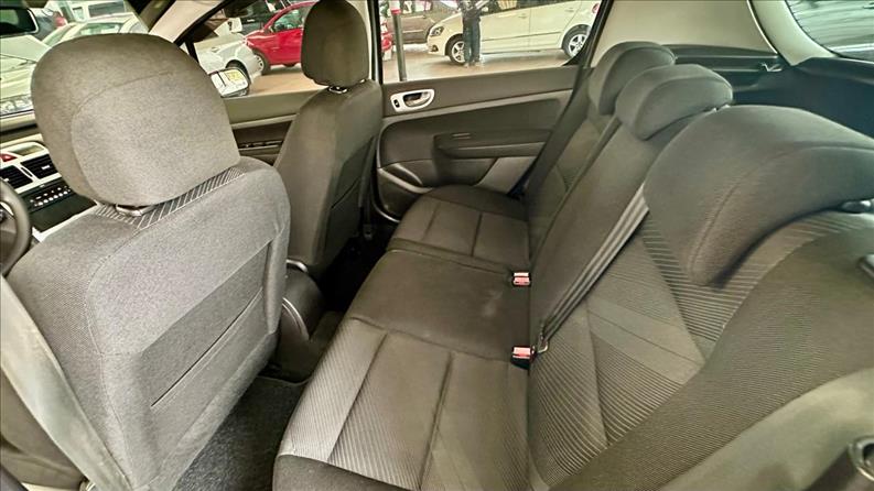 PEUGEOT 307 1.6 Presence Pack 16V