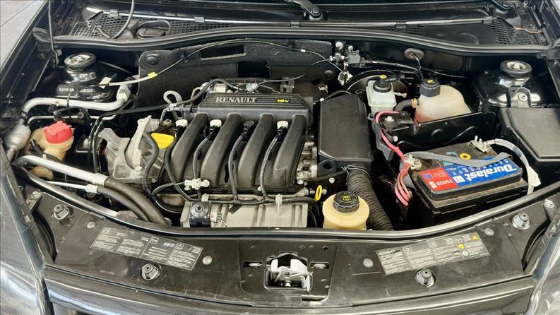 RENAULT SANDERO 1.6 Stepway 16V